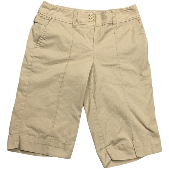 Ann Taylor LOFT Bermuda Shorts Cuffed Khaki Capri Women's 6P Casual Tan Midrise - Picture 1 of 8